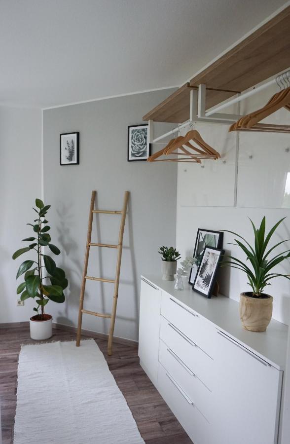 Schoene Wohnung Mit Terrasse & Blick Ins Gruene Dormettingen Exteriér fotografie