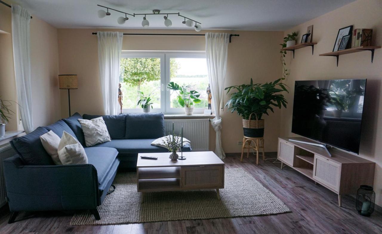 Schoene Wohnung Mit Terrasse & Blick Ins Gruene Dormettingen Exteriér fotografie